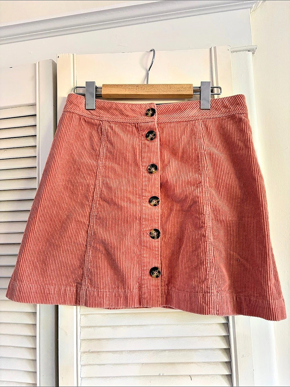 H&M Divided Corduroy Button-Front Mini Skirt Pink EU 38